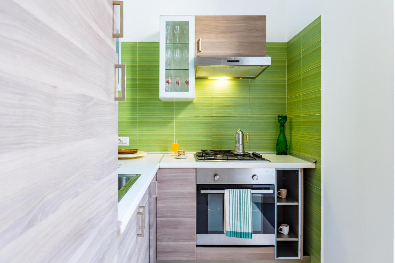 Apartment With Balcony In Palazzo Diaz By Wonderful Italy Nápoly Kültér fotó